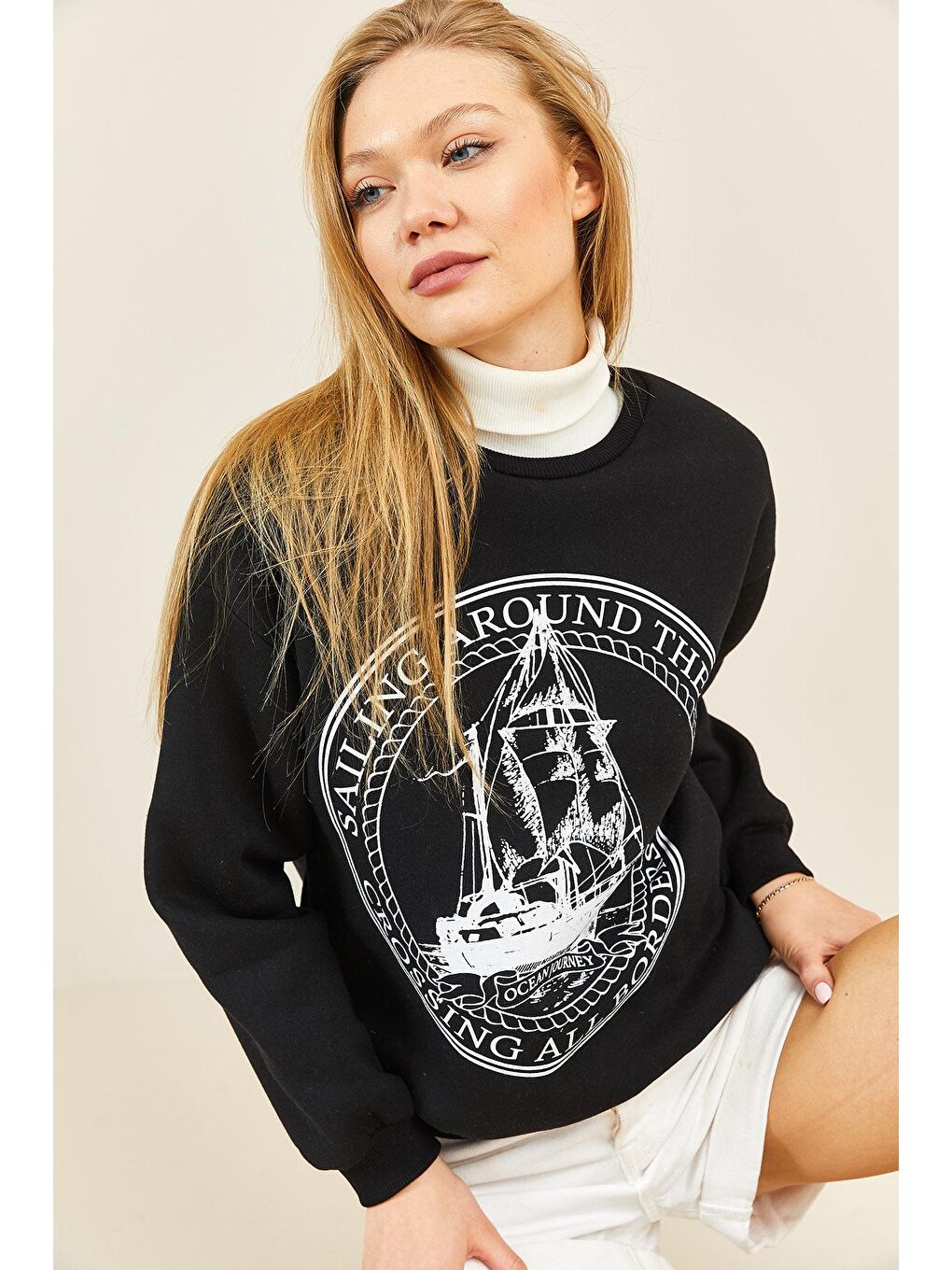 Siyah Bisiklet Yaka Şardonlu Sweatshirt 3KXK8-46637-02-3