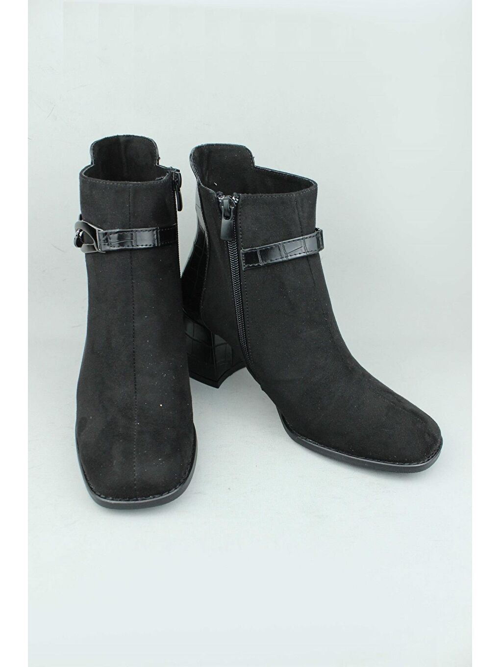 Siyah 2620071 Yandan Fermuarlı Süet Kışlık Bot Kadın-2