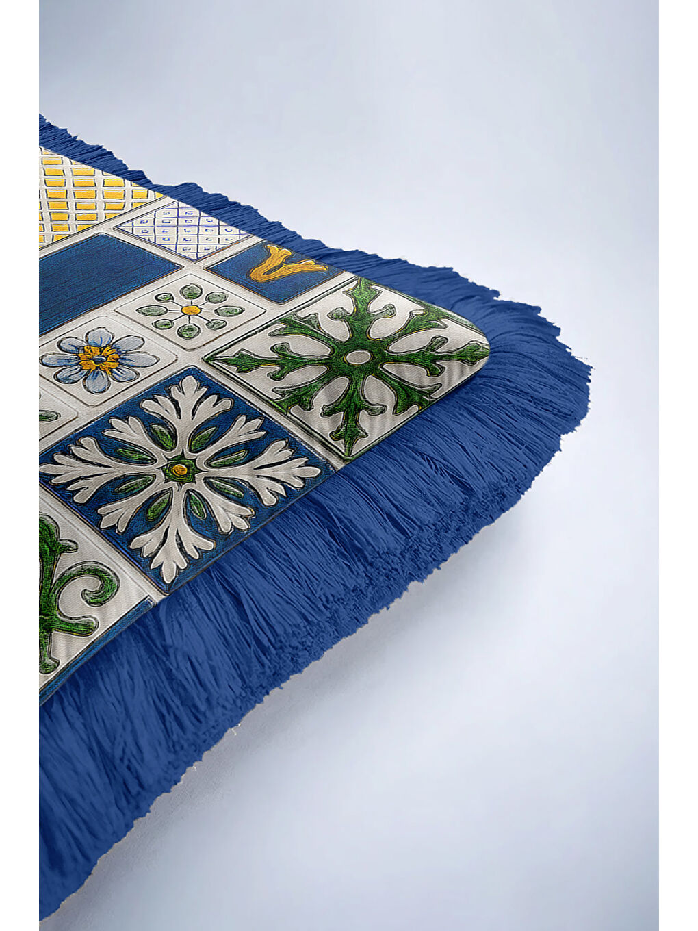 Karışık Akdeniz Motifli Saçaklı Yastık Kılıfı - Çini Esintili Klasik Mavi Gold Püsküllü Kırlent Kılıfı-6