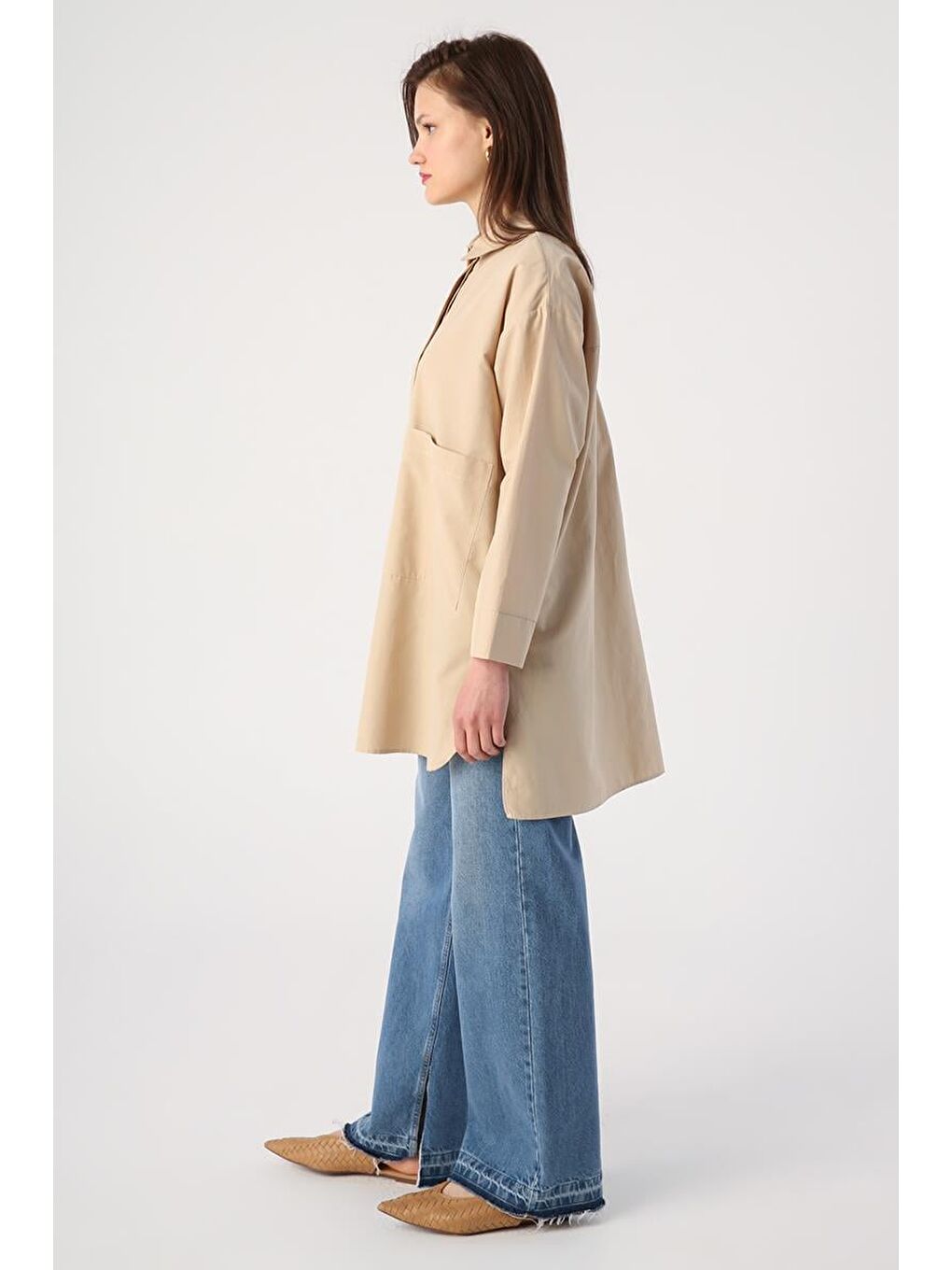 Bej Büyük Cepli Kuşgözlü Oversize Gömlek-2