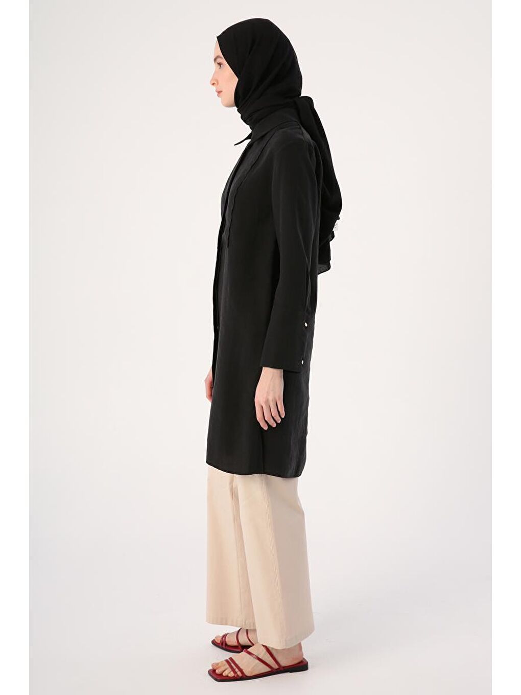 Siyah-Geniş Manşetli Gizli Patlı Gömlek-1