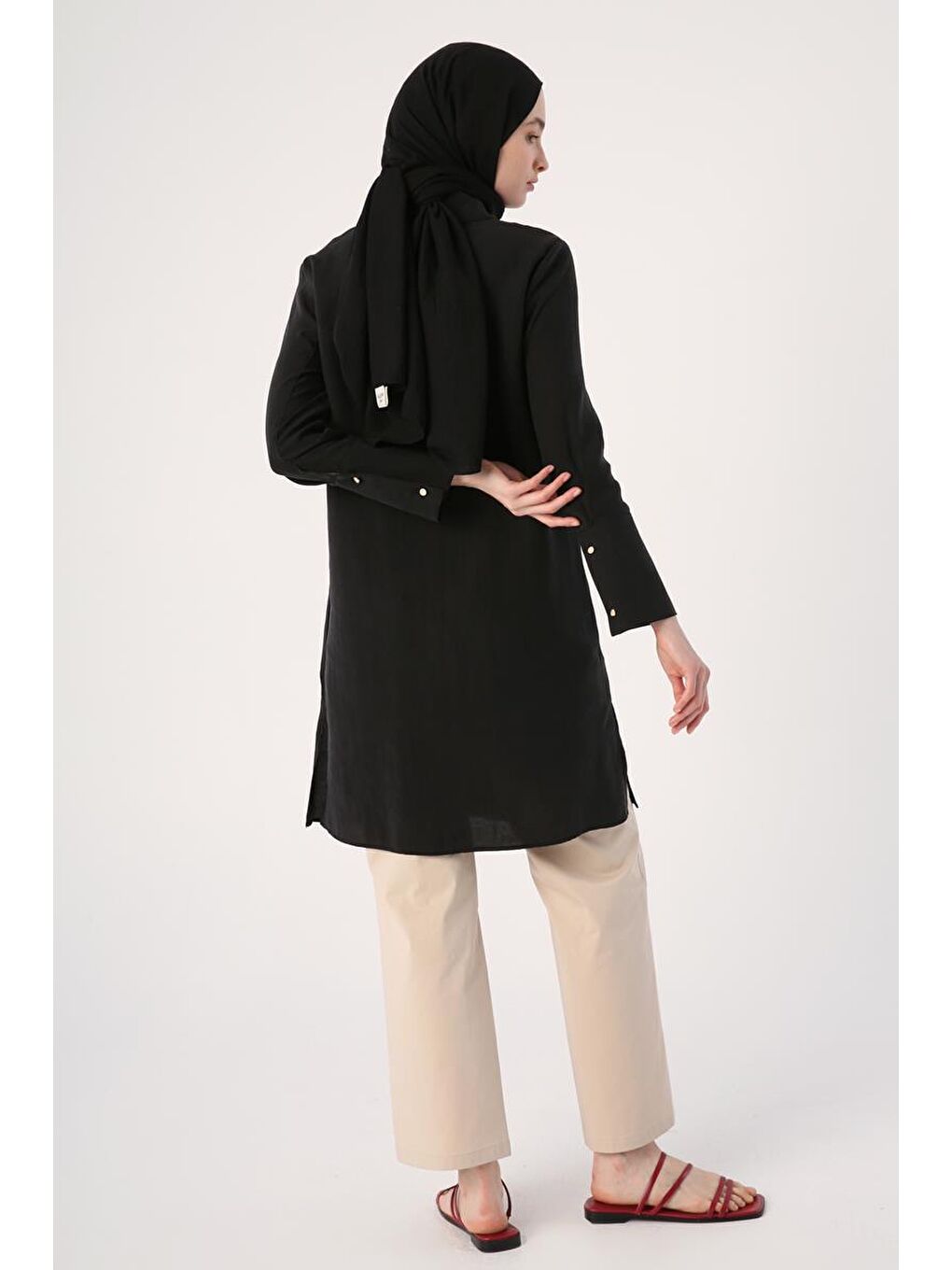 Siyah-Geniş Manşetli Gizli Patlı Gömlek-2