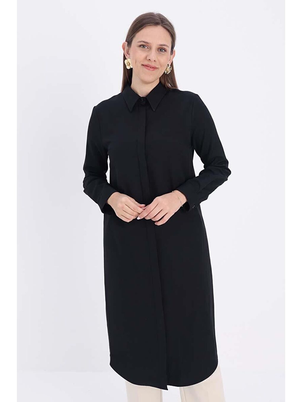 Siyah Basic Gizli Patlı Uzun Gömlek