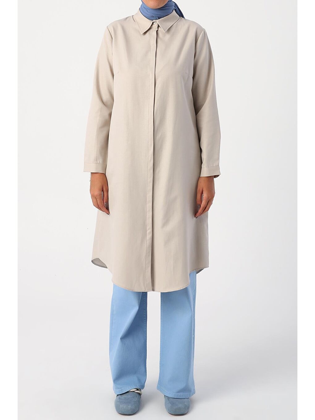 Ekru Basic Gizli Patlı Uzun Gömlek-1