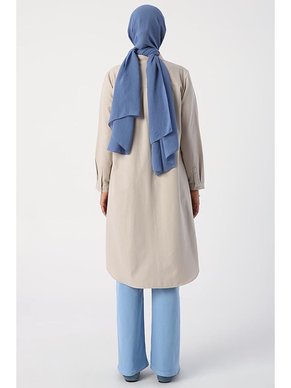 Ekru Basic Gizli Patlı Uzun Gömlek-3