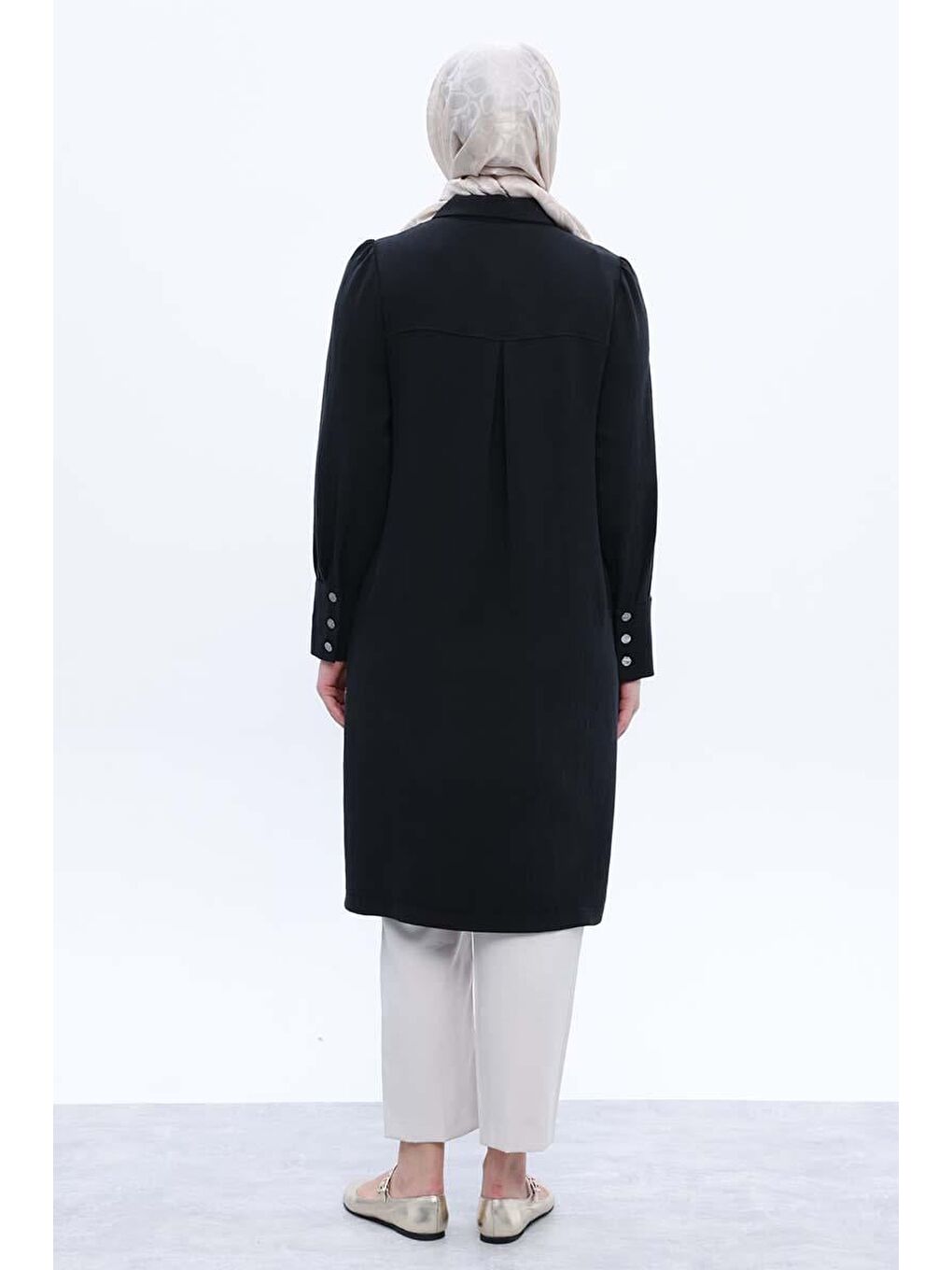 Siyah Metal Düğme Detaylı Patlı Gömlek Tunik-3