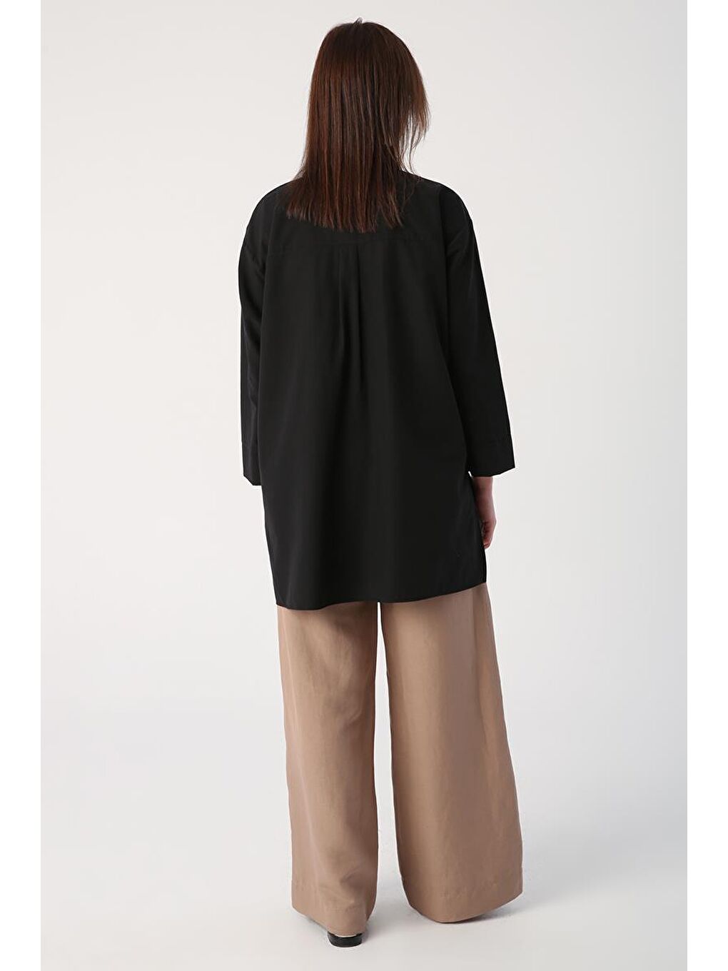 Siyah Büyük Cepli Kuşgözlü Oversize Gömlek-3