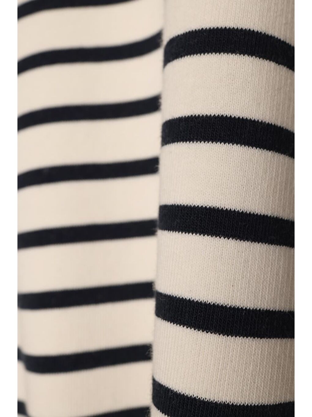 Ekru-Lacivert Çizgili Oversize Sweatshirt-8