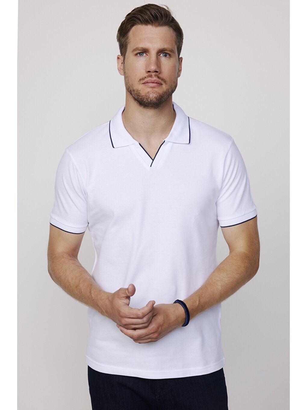 Beyaz Erkek Polo Yaka Slim Fit Düğmesiz Pamuk Pike Erkek Tişört