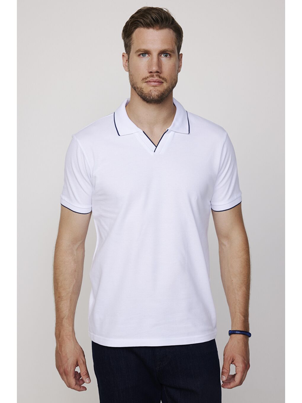 Beyaz Erkek Polo Yaka Slim Fit Düğmesiz Pamuk Pike Erkek Tişört-1
