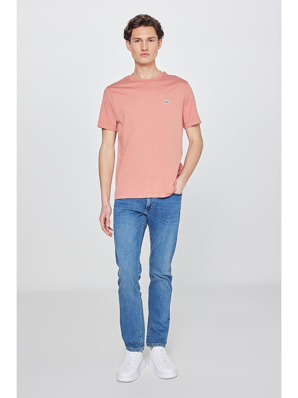 Pembe Regular Fit Rahat Kesim Bisiklet Yaka Kısa Kol Logolu Tişört-2
