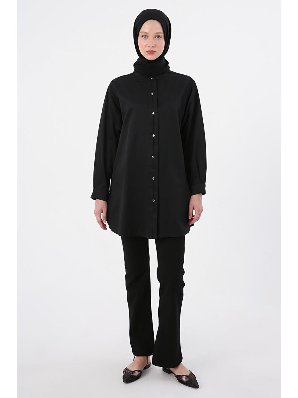 Siyah-Hakim Yaka Saten Gömlek-1