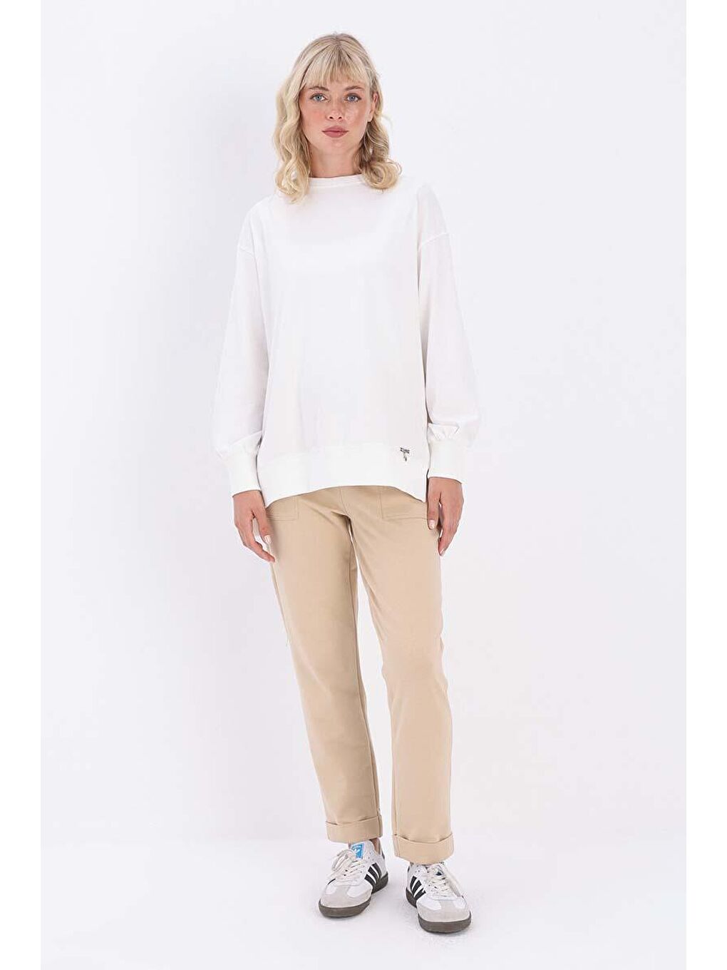 Ekru-Pamuklu Yandan Yırtmaçlı Elastanlı Sweat-1