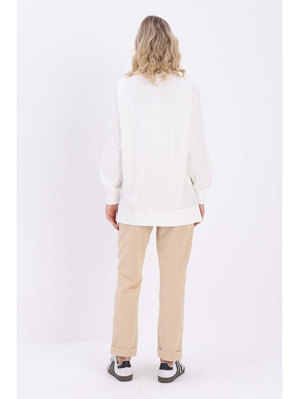 Ekru-Pamuklu Yandan Yırtmaçlı Elastanlı Sweat-3