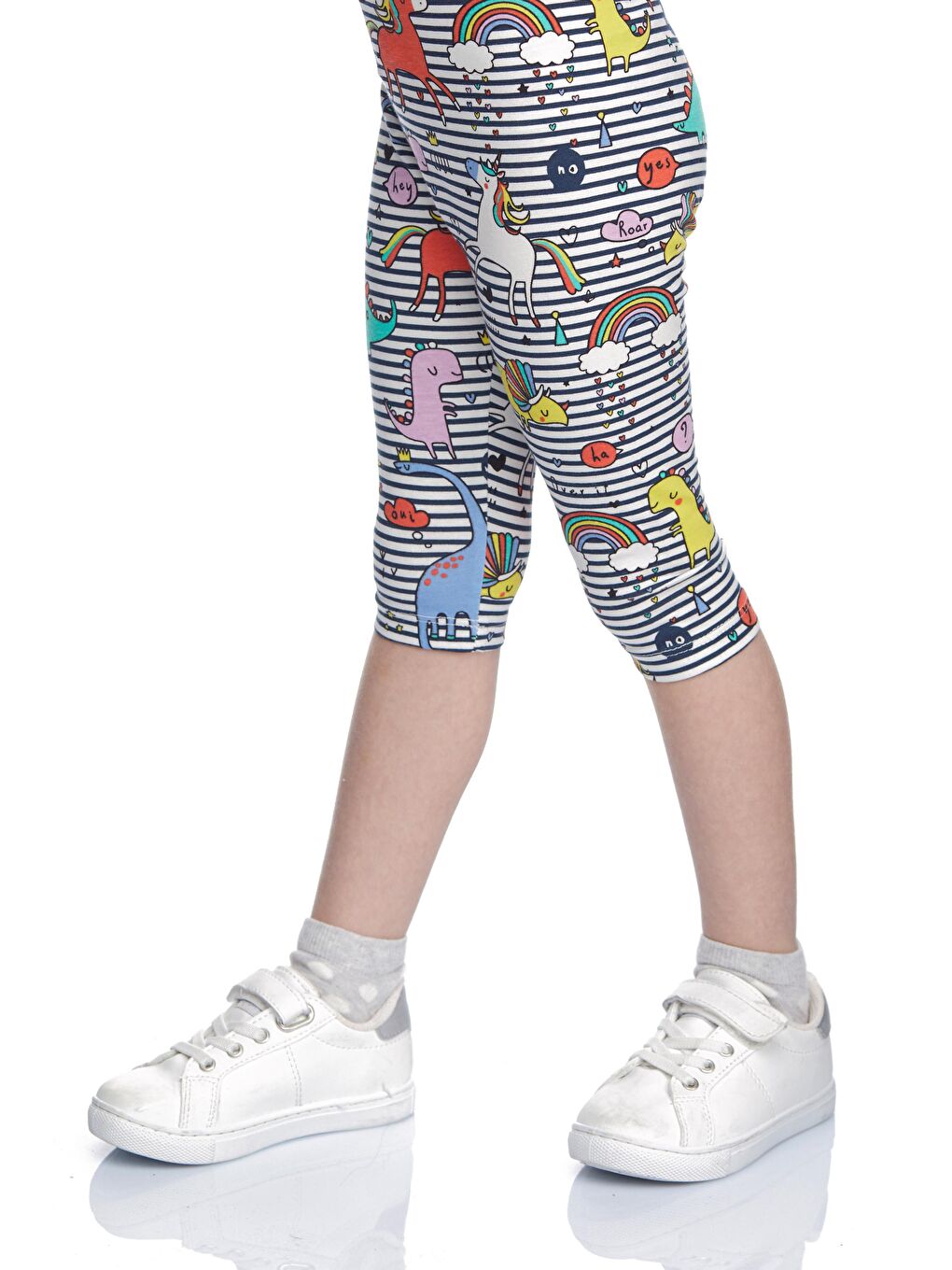 Karışık Kız Çocuk Rainbow  Desen Kapri-1