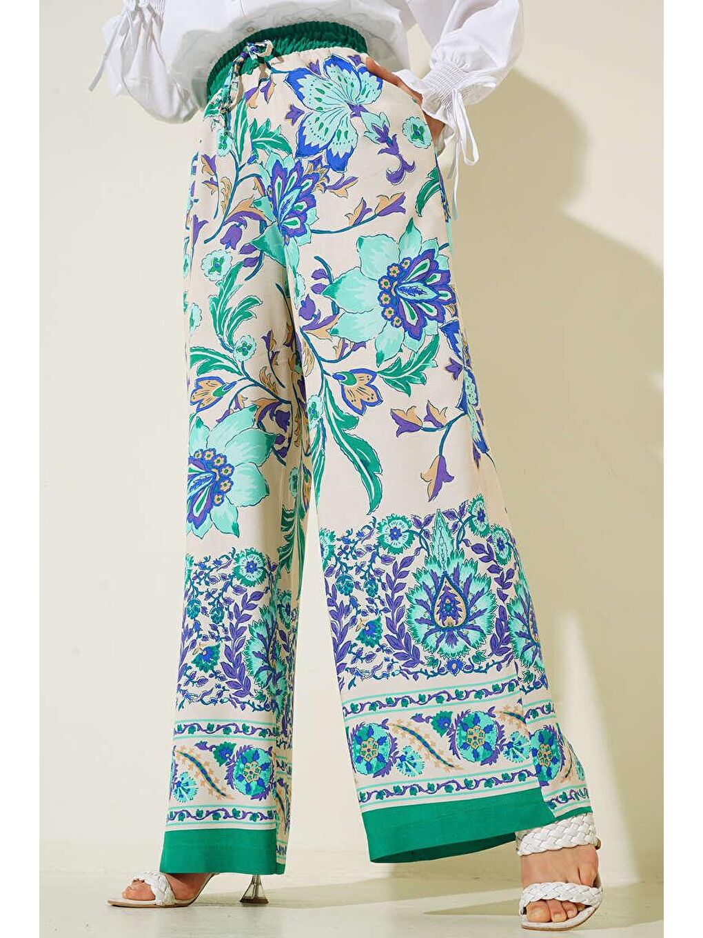 6617 Renkli Desenli Salaş Pantolon - Yeşil