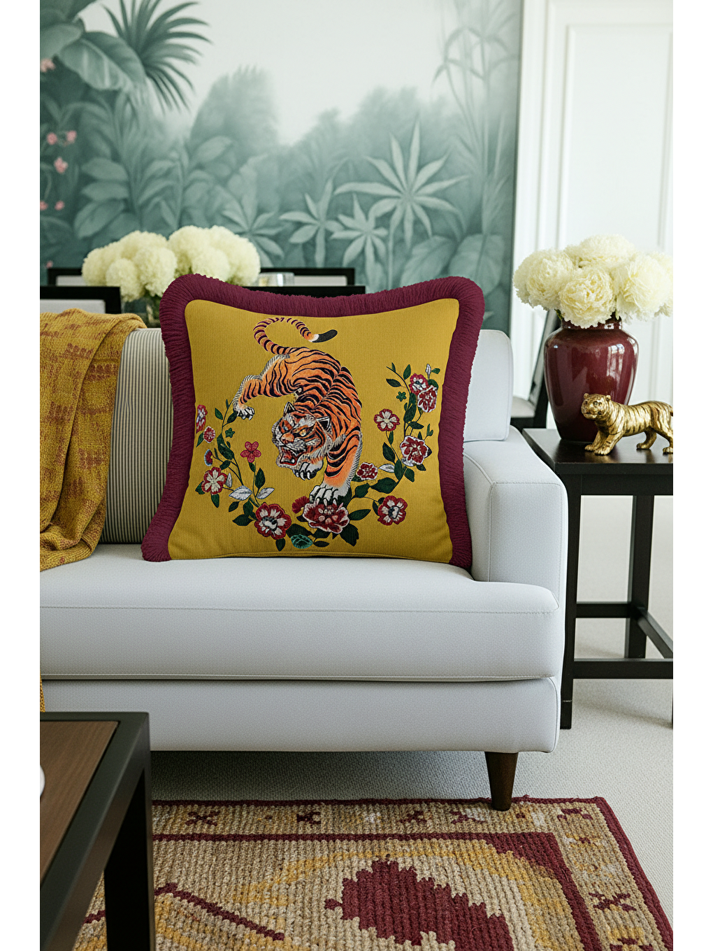 Karışık Asya Esintili Kaplan Motifli Saçaklı Yastık Kılıfı - Egzotik Çiçekler Bohem Püsküllü Kırlent Kılıfı