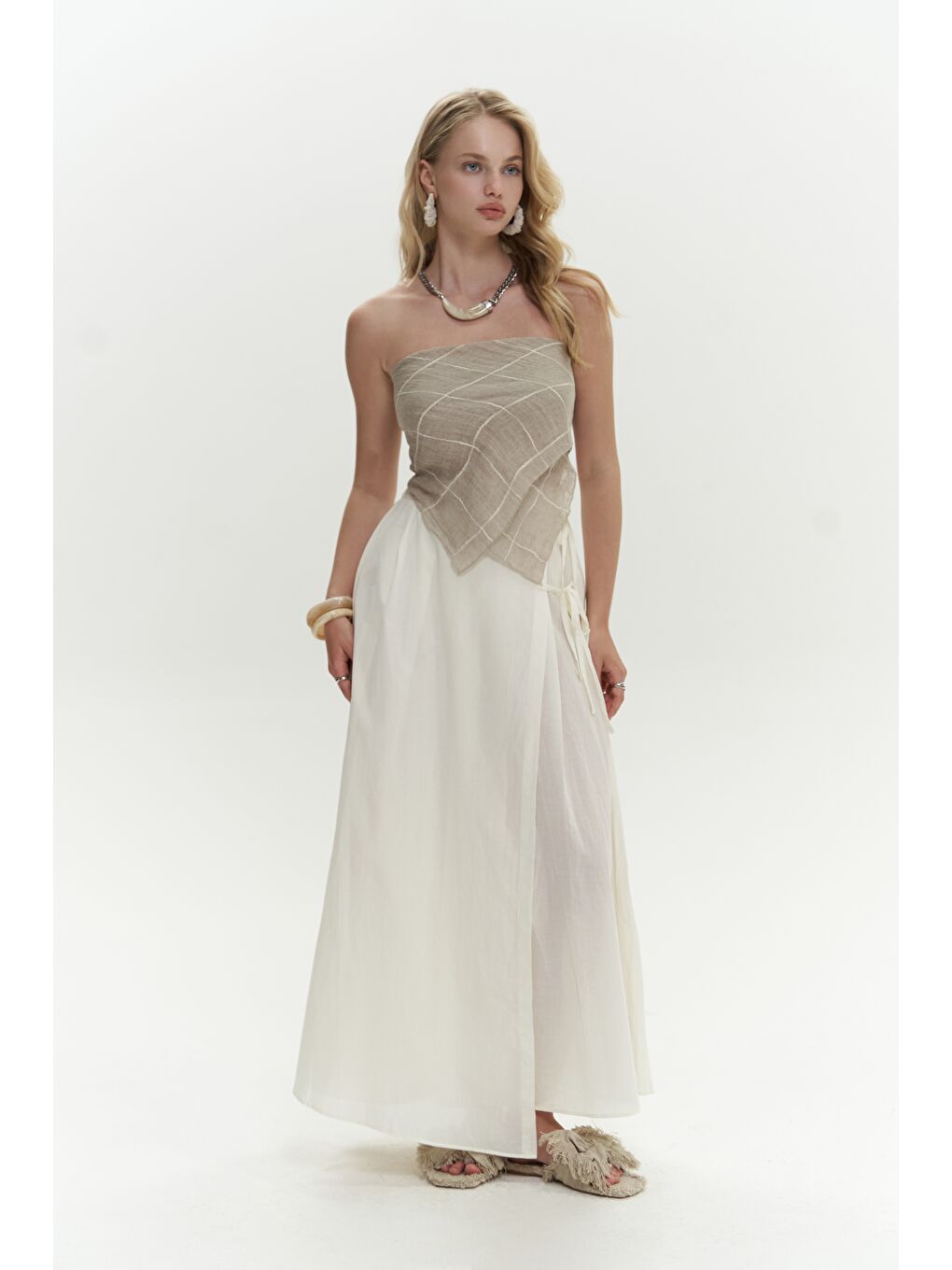 Aida İp Detay Pileli Ekru Etek