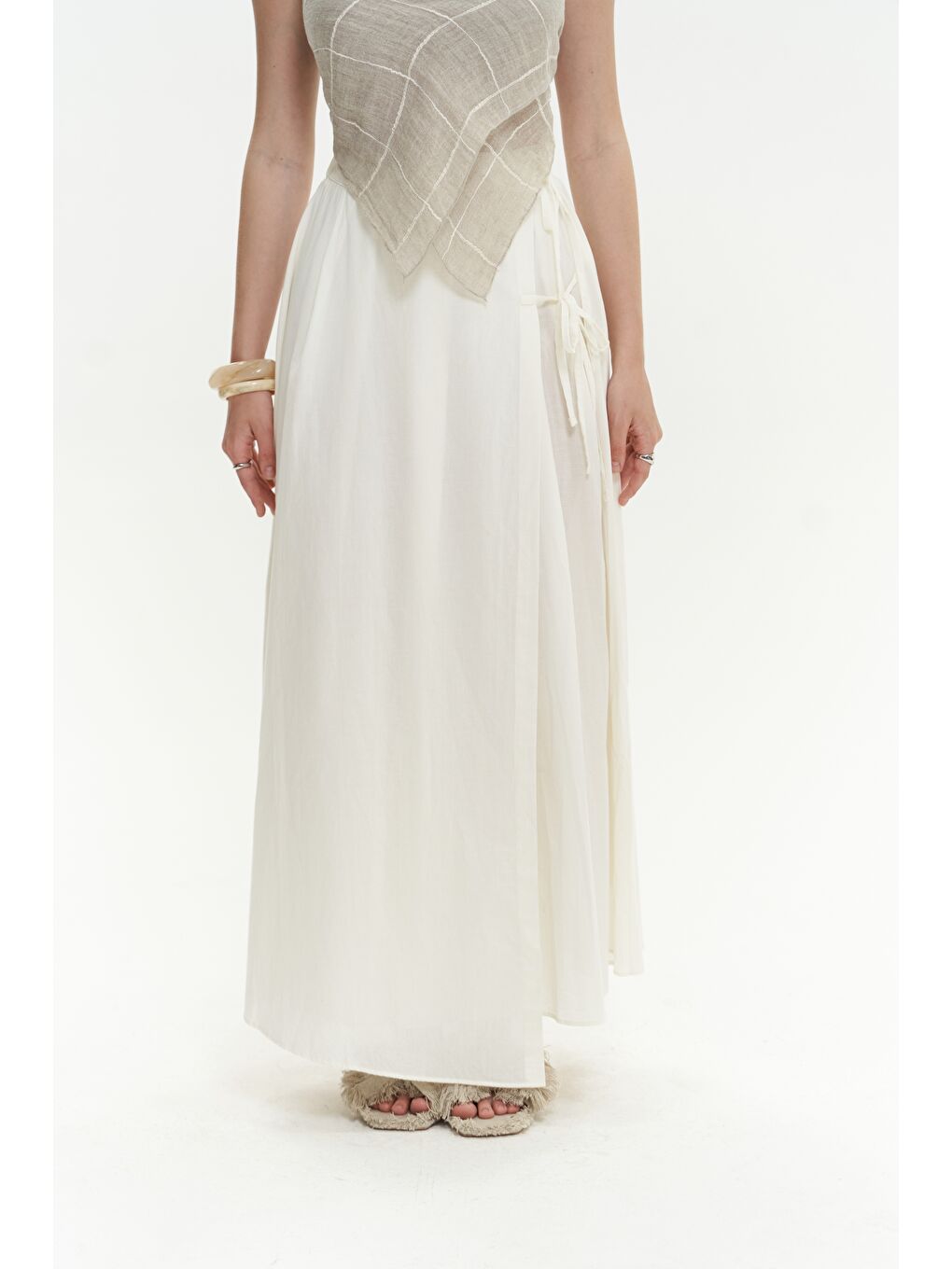 Aida İp Detay Pileli Ekru Etek-4