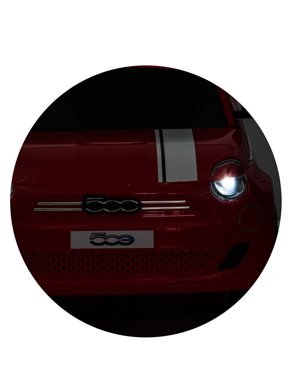 Fiat 500 Uzaktan Kumandalı Akülü Araba Beyaz-8