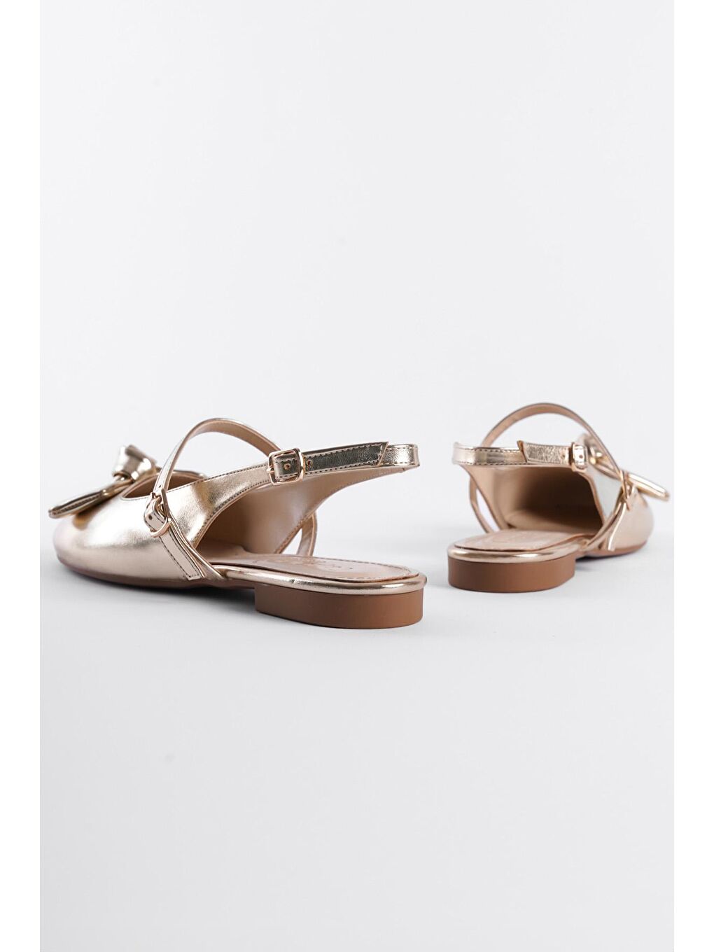 Sarı Arkası Açık Bantlı Oval Burunlu Fiyonk Detaylı Kadın Babet-4