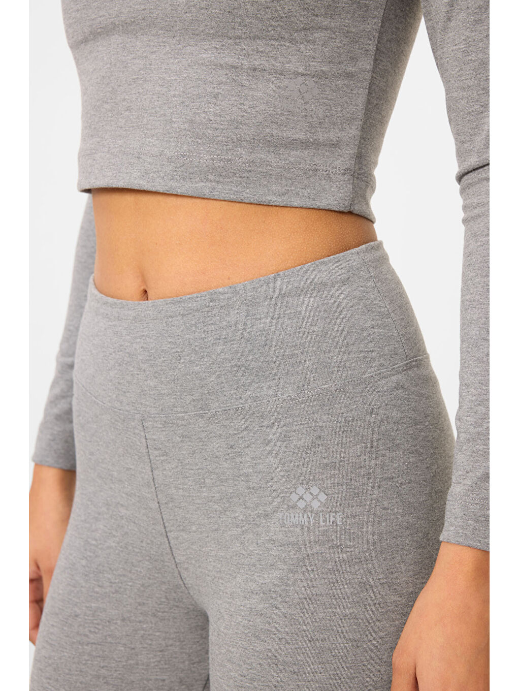 Gri Melanj Yüksek Bel Uzun Kollu Slim Fit Crop Top Kadın Tayt Takım - 95286-3