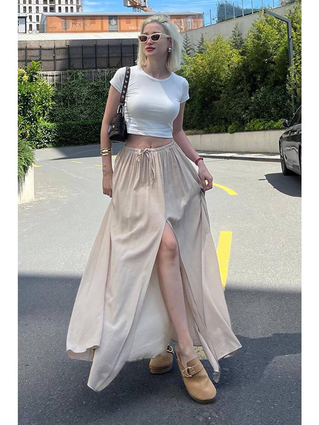 Bej Beli Lastikli Yırtmaçlı Uzun Kadın Etek Mg2062-4