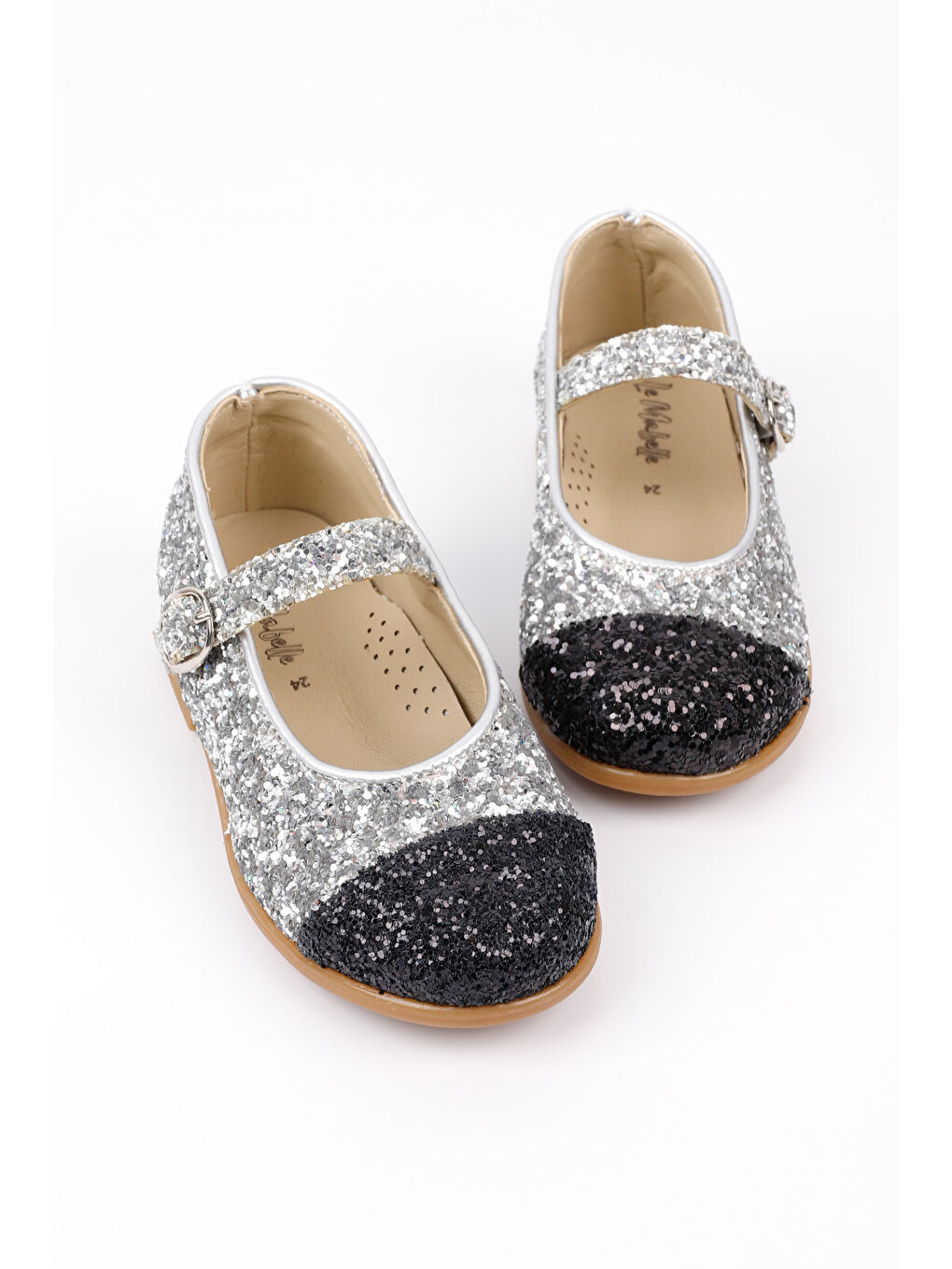 Gri Gümüş Pullu Tokalı Kız Çocuk Ayakkabı-1