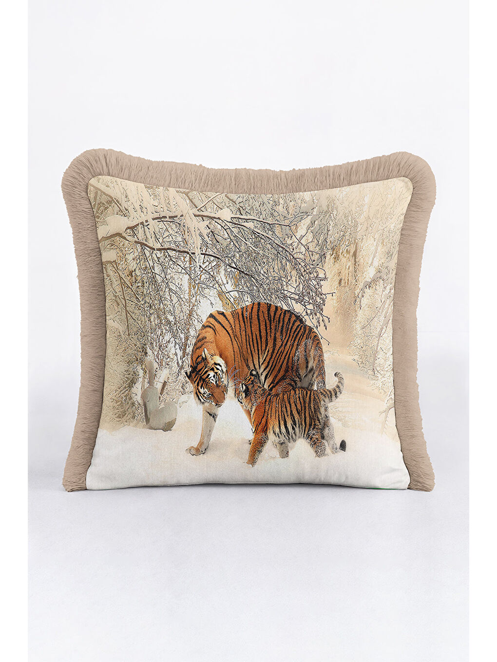 Karışık Vahşi Doğa Kaplan Temalı Saçaklı Yastık Kılıfı - Kış Ormanı Rustik Bej Püsküllü Kırlent Kılıfı-4