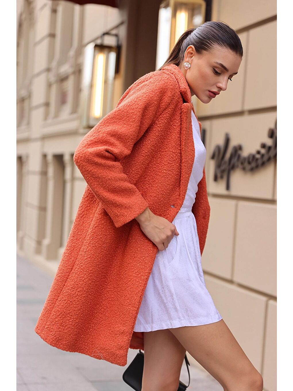 Açık Turuncu Tek Düğmeli Astarlı Cepli Buklet Kaşe Kaban-1