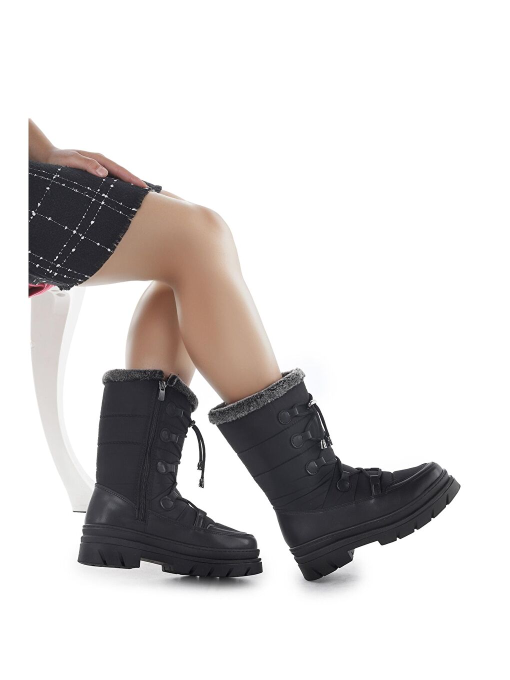 Siyah Fermuarlı Termo Taban Kadın Kar Bot Ayakkabı Fls 09-01-2
