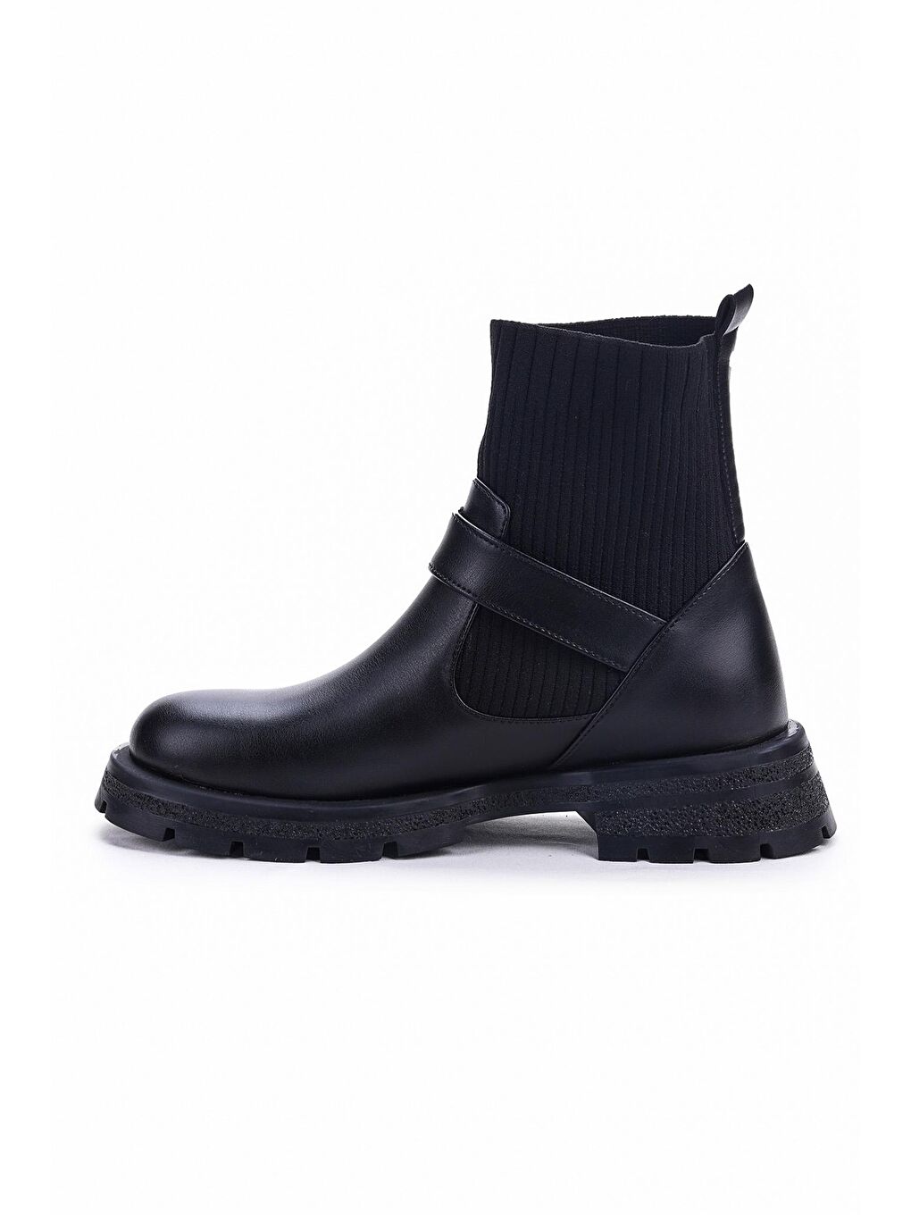 Siyah Cilt Kemerli Termo Taban Kadın Günlük Bot Ayakkabı Fls 05-2006-4