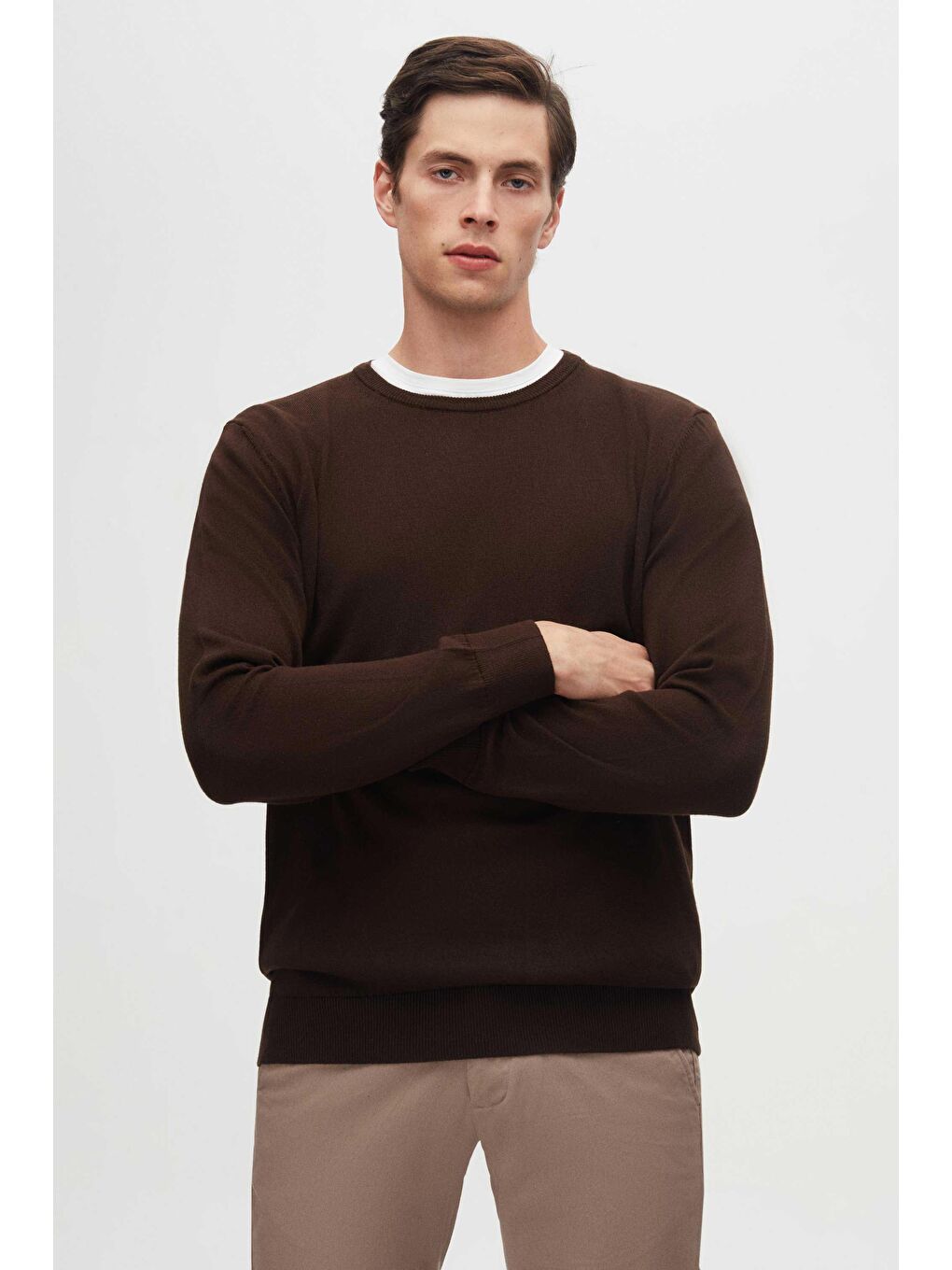 Regular Fit Kahverengi Tüylenme Yapmayan Bisiklet Yaka Pamuklu Triko Kazak