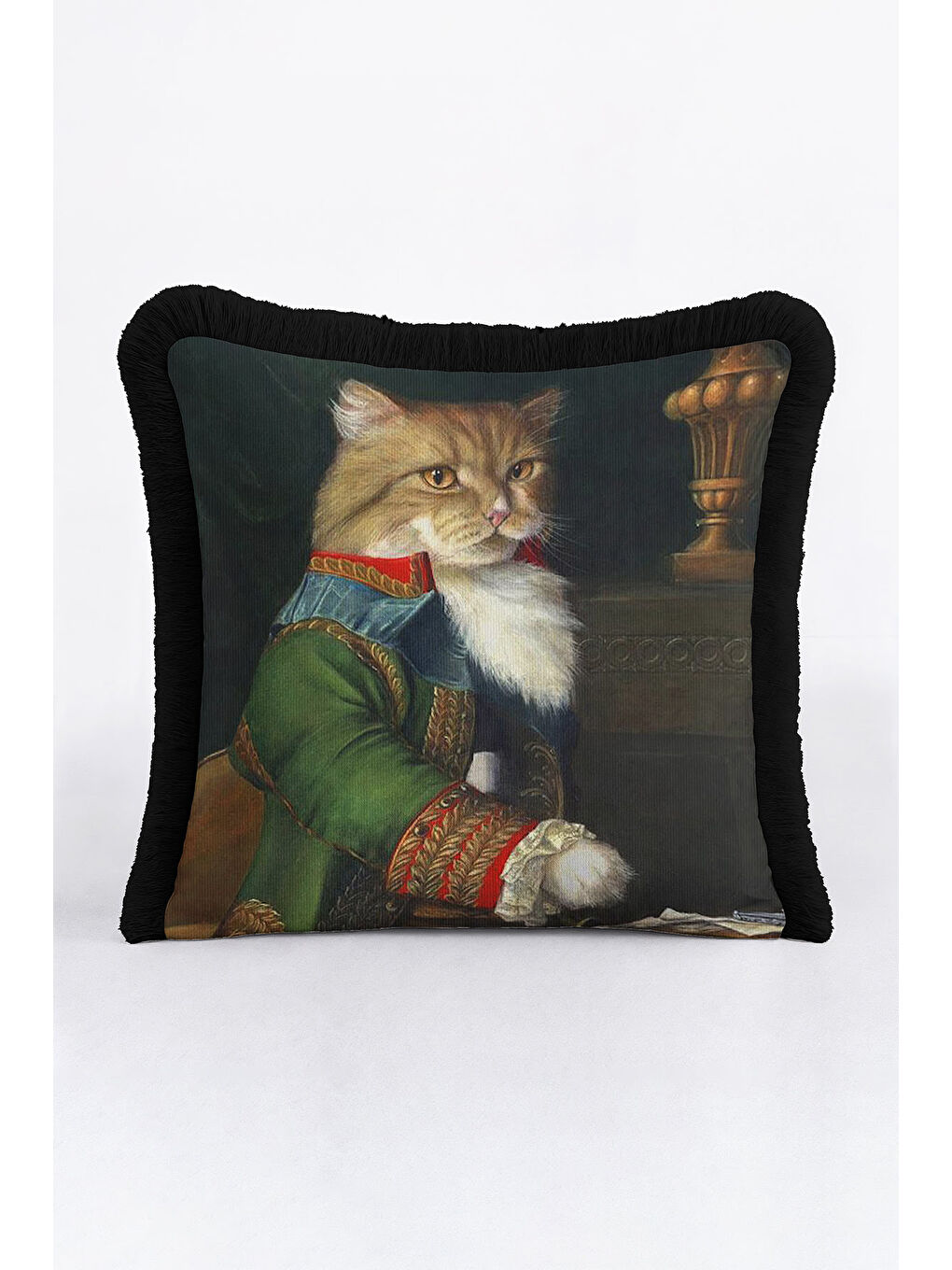 Karışık Saray Tarzı Kedi Portre Saçaklı Yastık Kılıfı - Avangart Klasik Yeşil Siyah Püsküllü Kırlent Kılıfı-1