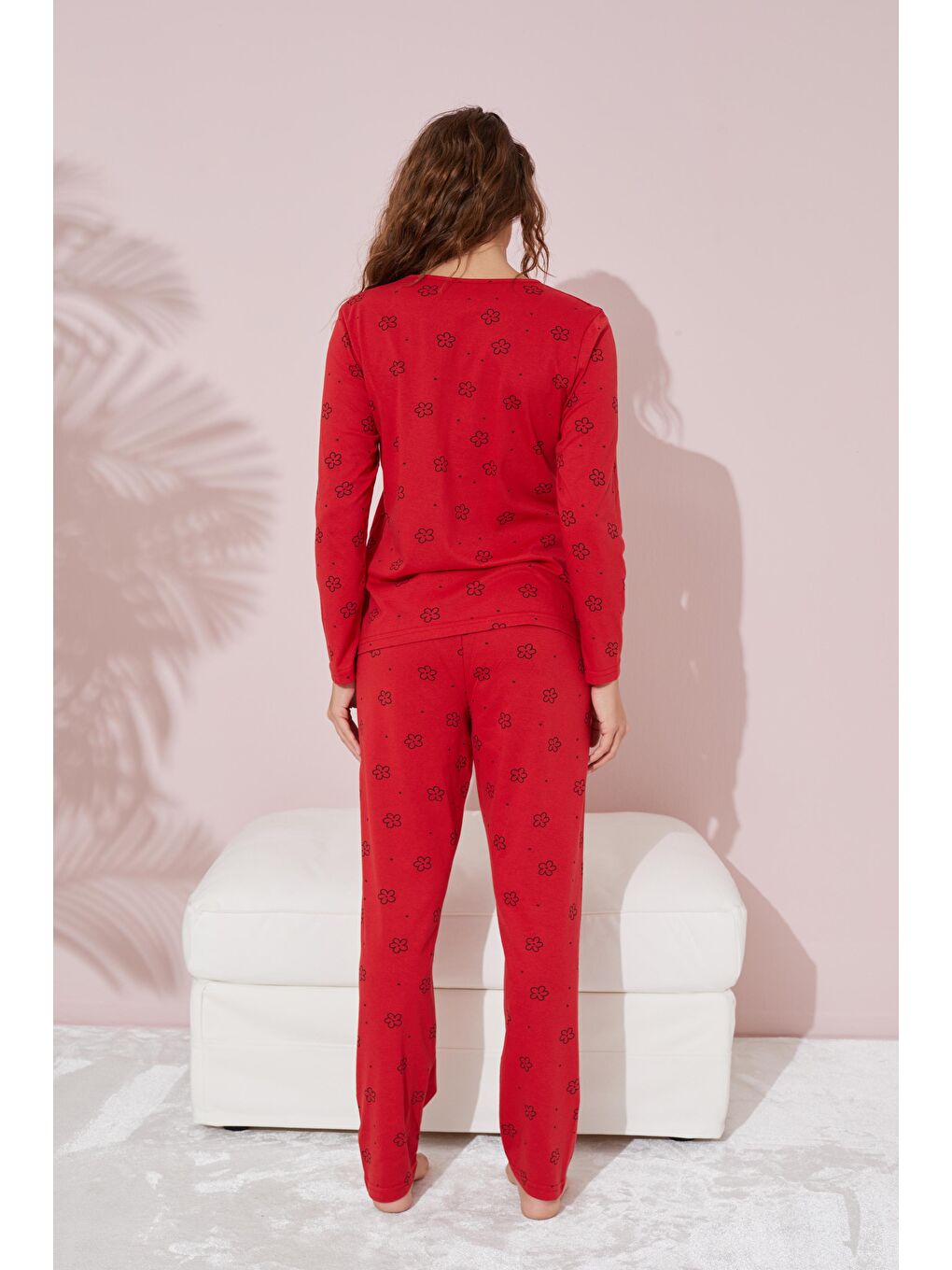 Kırmızı Çiçek Desenli Pamuklu Pijama Takımı-2