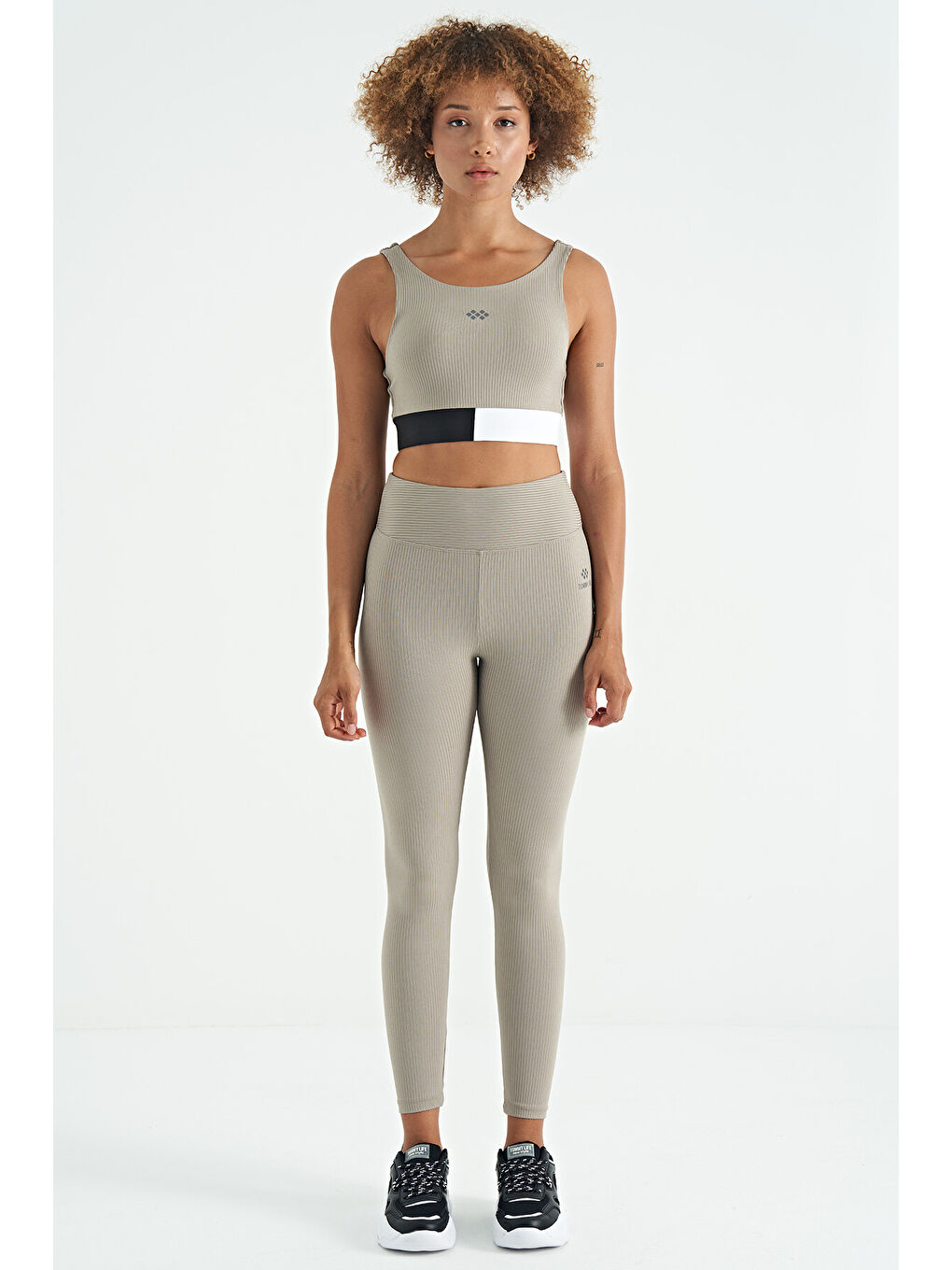 Zeytin Yeşil Renk Bloklu Logo Baskılı Dar Kalıp Fitilli Kadın Büstiyer - 97275-1