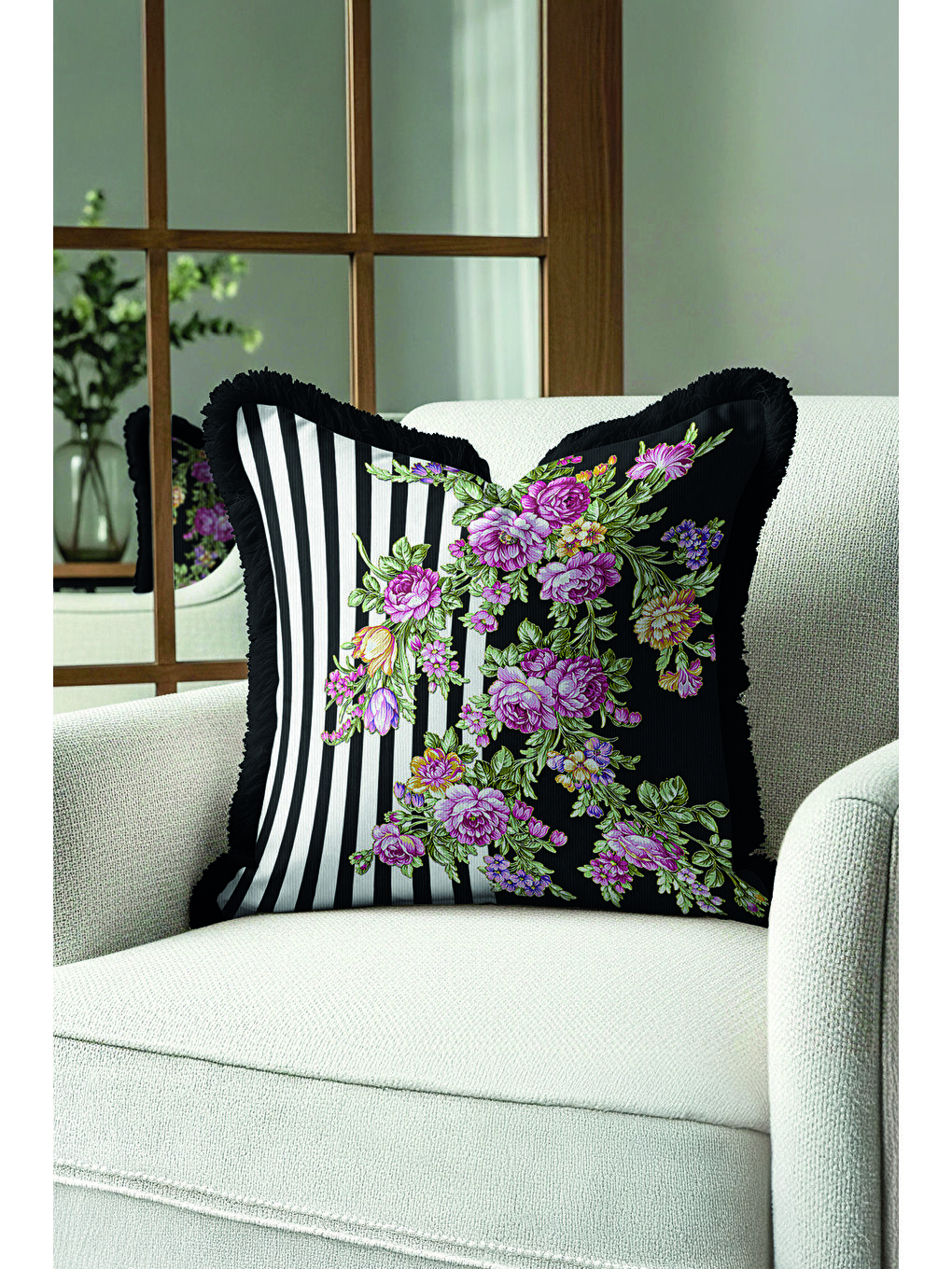 Karışık Zarif Çiçekli Lüks Saçaklı Yastık Kılıfı - Çizgili Bohem Siyah Mor Püsküllü Kırlent Kılıfı