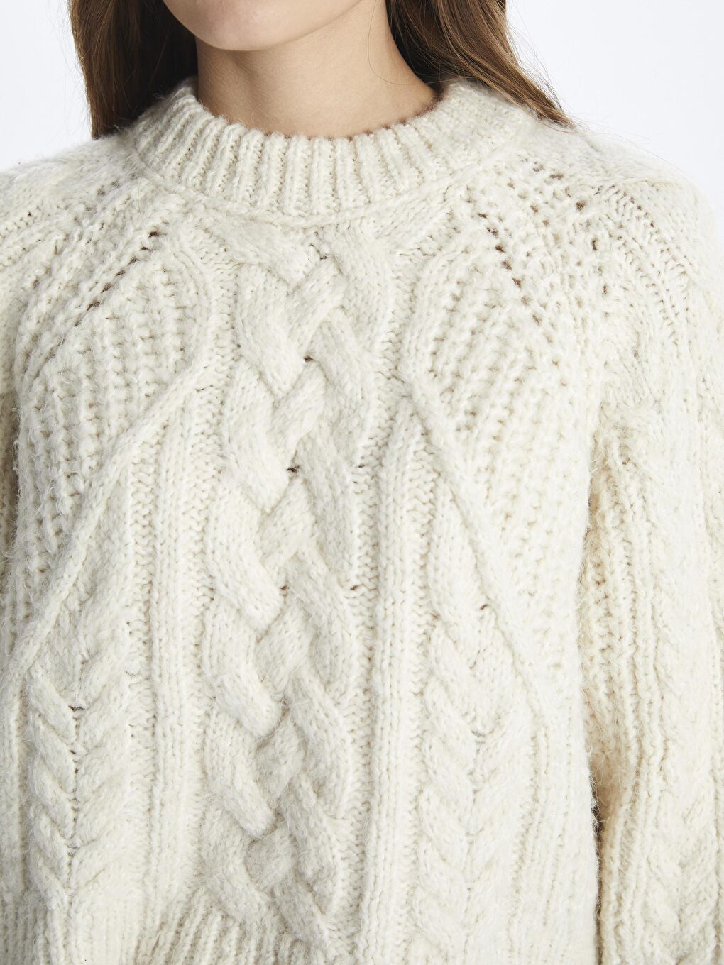 Napoli - Bisiklet Yaka Yumuşak Dokulu Saç Örgü Desenli Triko Kazak  - Ekru Renk-3