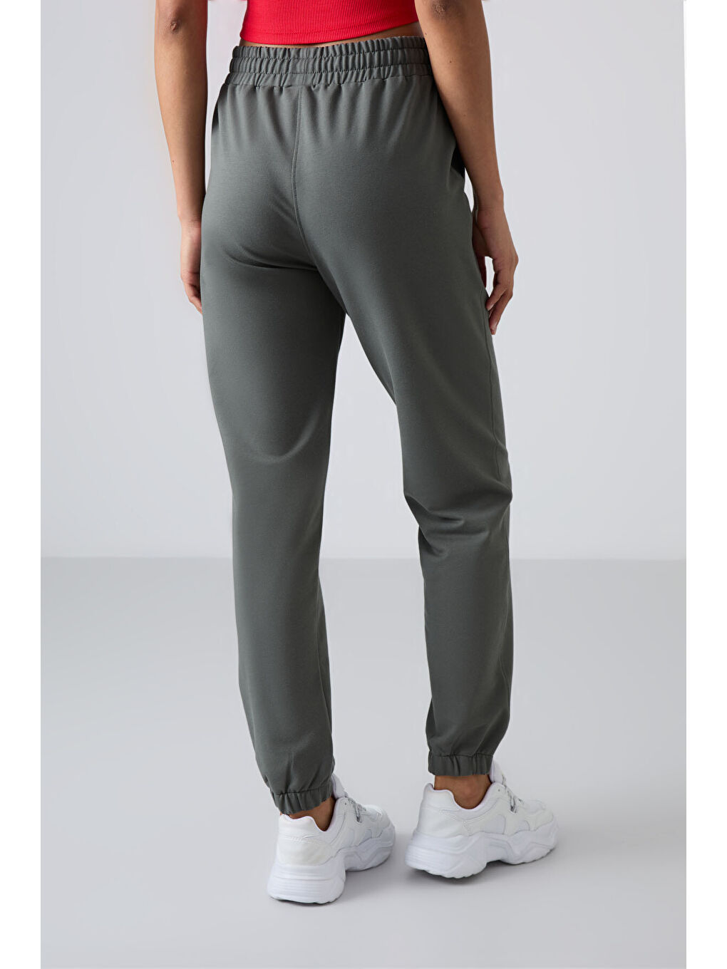 Yeşil Çağla Cepli Yüksek Bel Rahat Form Lastik Paça Kadın Eşofman Alt - 94583-4