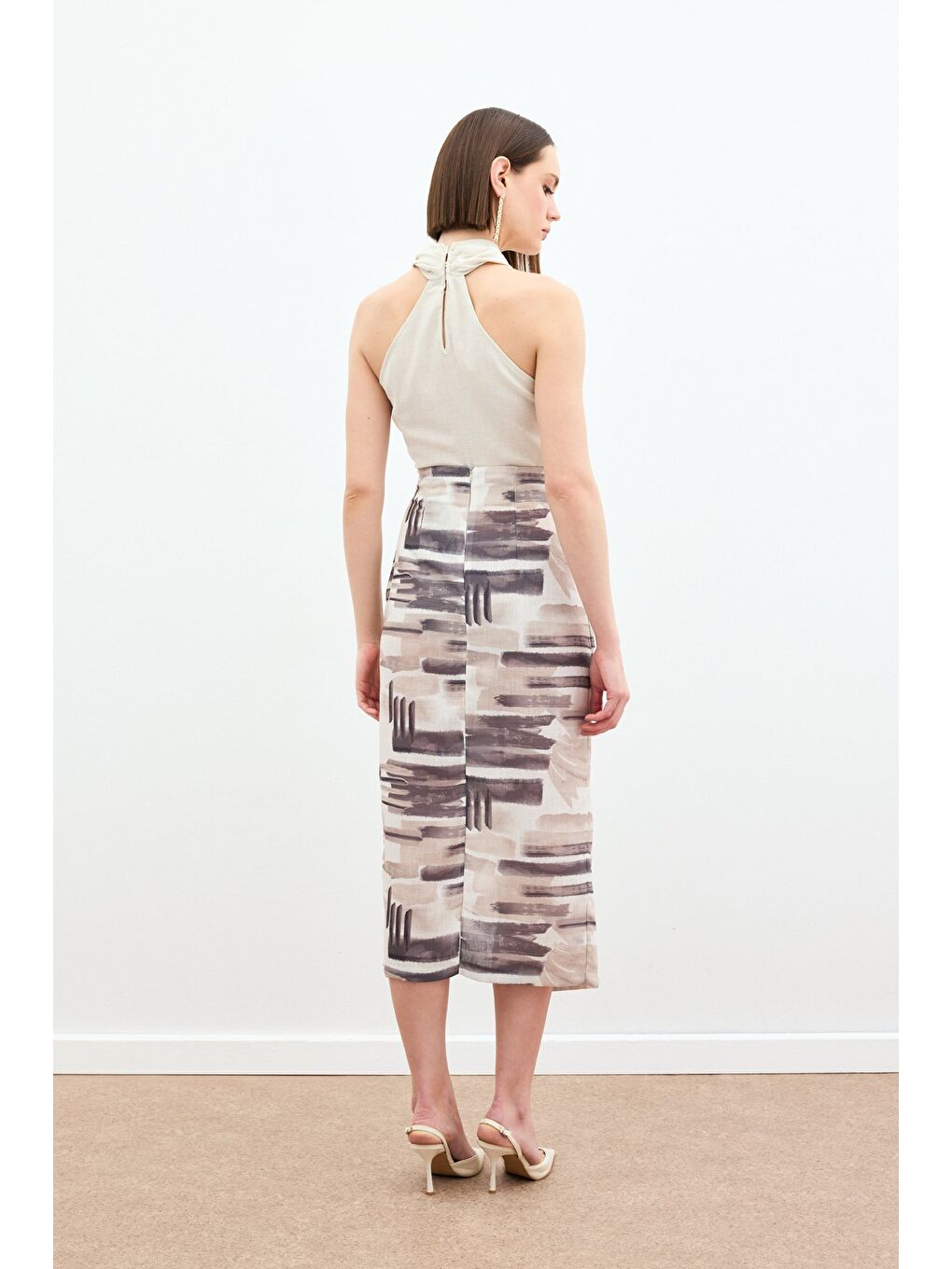 Halter Yaka Keten Crop Bluz - Bej-7