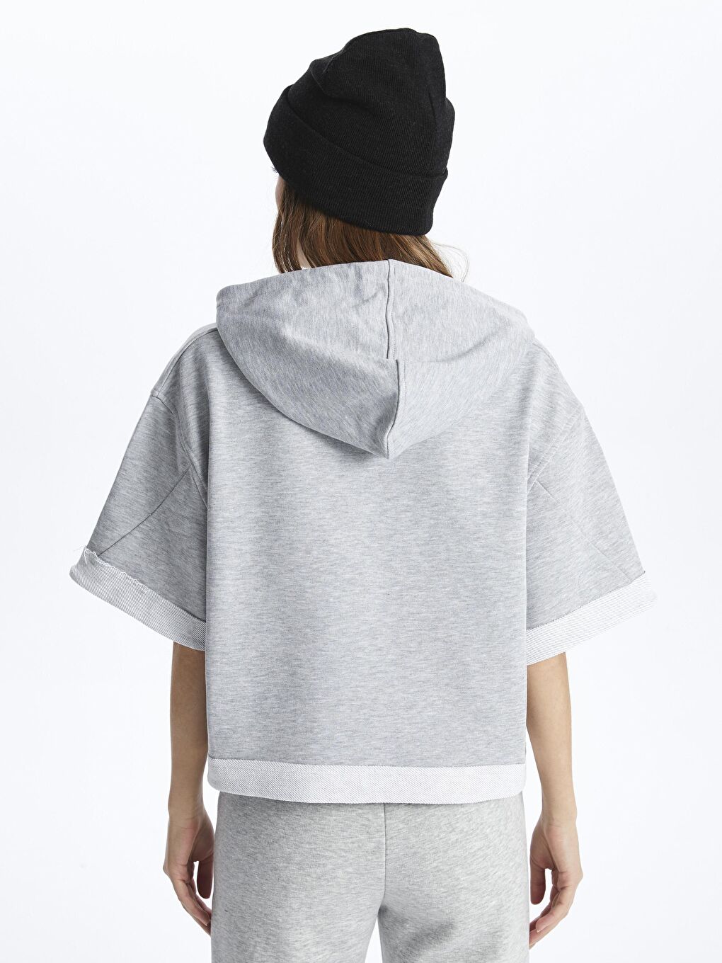 Gri Kapüşonlu Rahat Kalıp Crop Sweatshirt - London-4