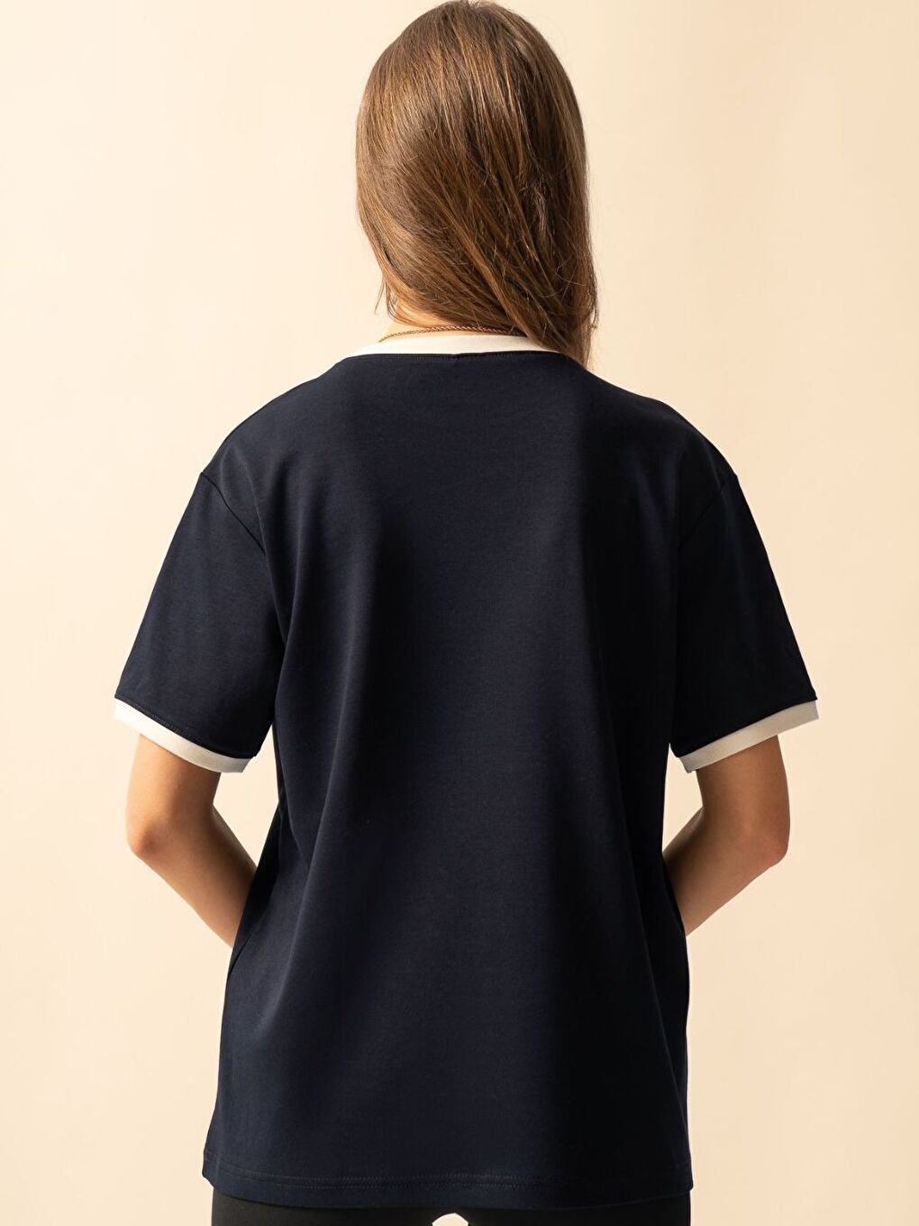 Kadın Siyah Penye İnterlok Tişört-1