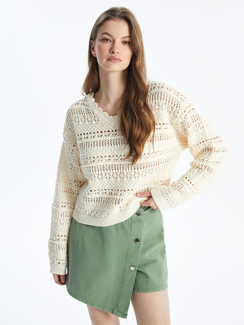 Monjito - Örgü Detaylı Ajur Desenli V Yaka Triko Bluz - Ekru-1