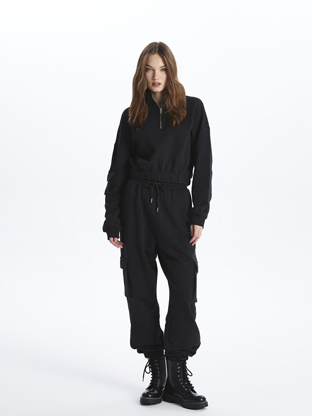 Siyah Fermuarlı Rahat Kalıp Crop Sweatshirt - Hollywood-1