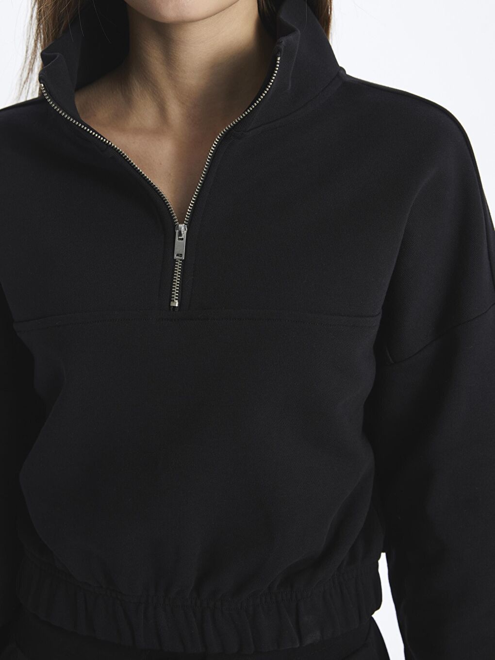 Siyah Fermuarlı Rahat Kalıp Crop Sweatshirt - Hollywood-3