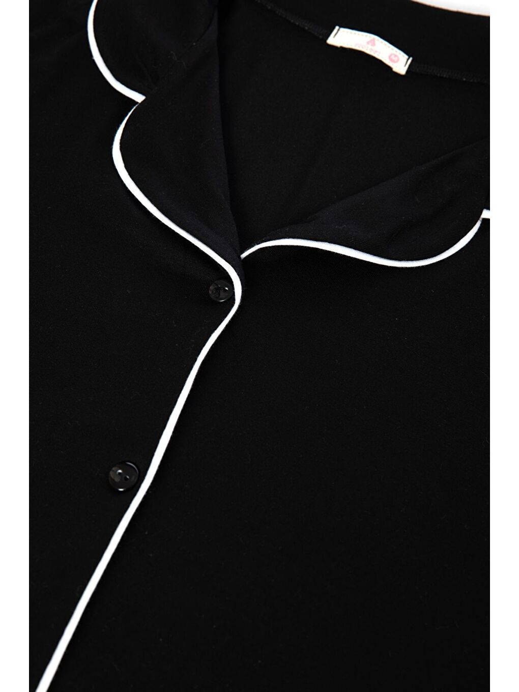 Siyah Kadın Viskon - Yumuşak Dokulu Düğmeli Biyeli Bol Paça Pijama Takımı-1