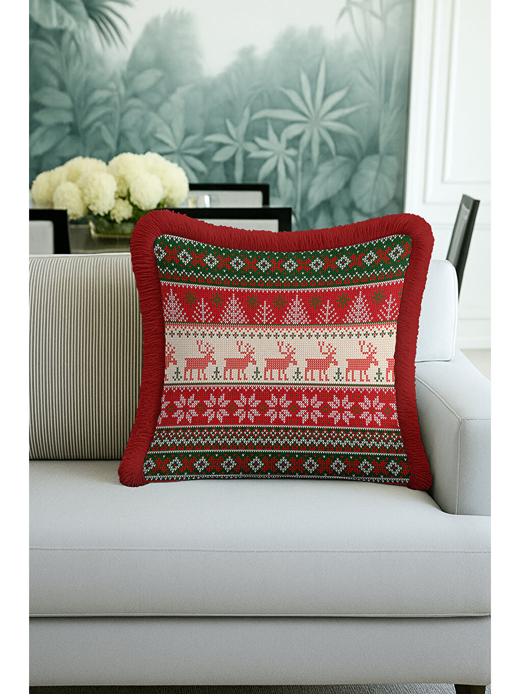 Karışık Nordik Geyikli Saçaklı Yastık Kılıfı-Kış Motifli Retro Kırmızı Yeşil Püsküllü Kırlent Kılıfı-3
