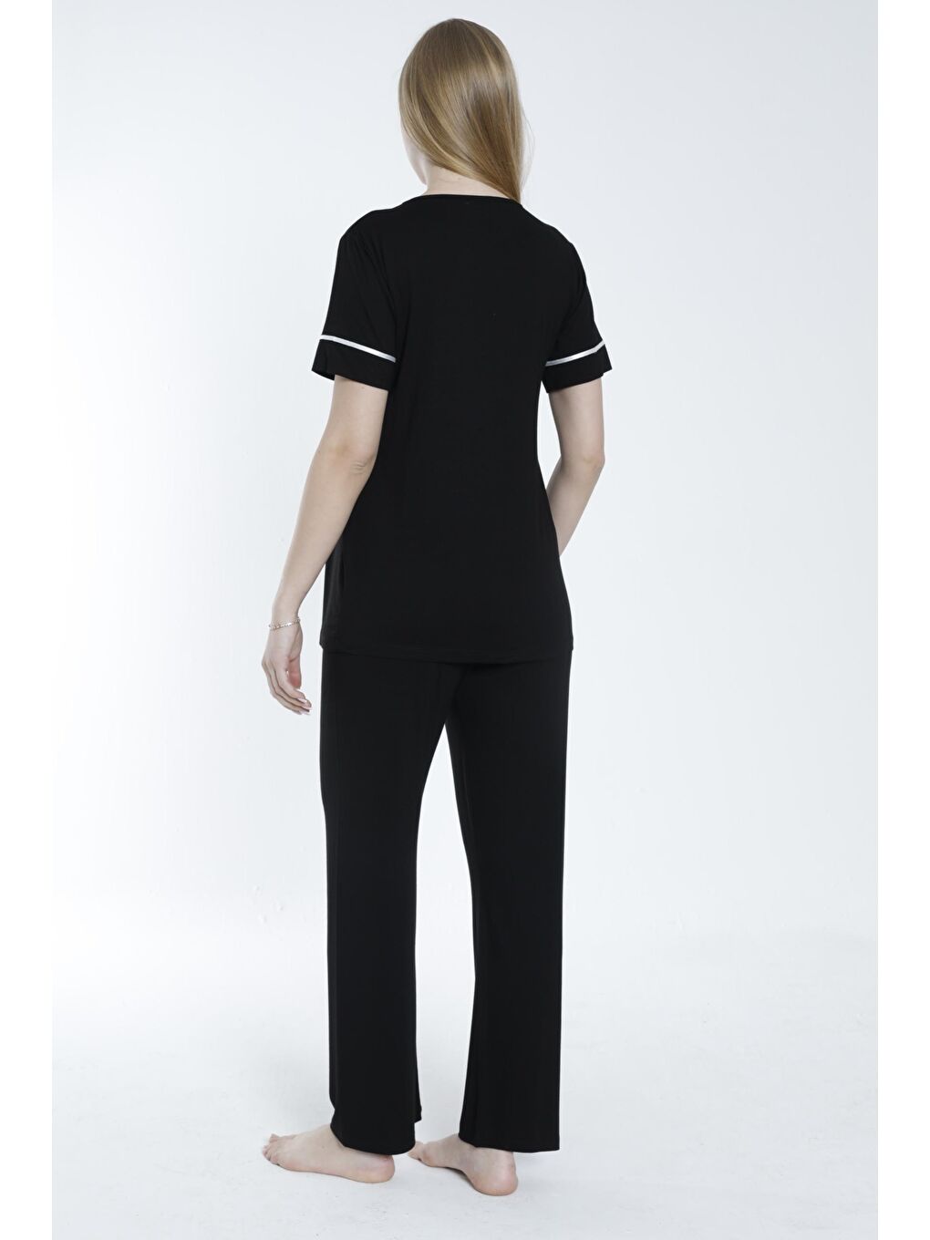 Siyah Sabahlıklı Şerit Detaylı Hamile ve Lohusa Pijama Takımı-5