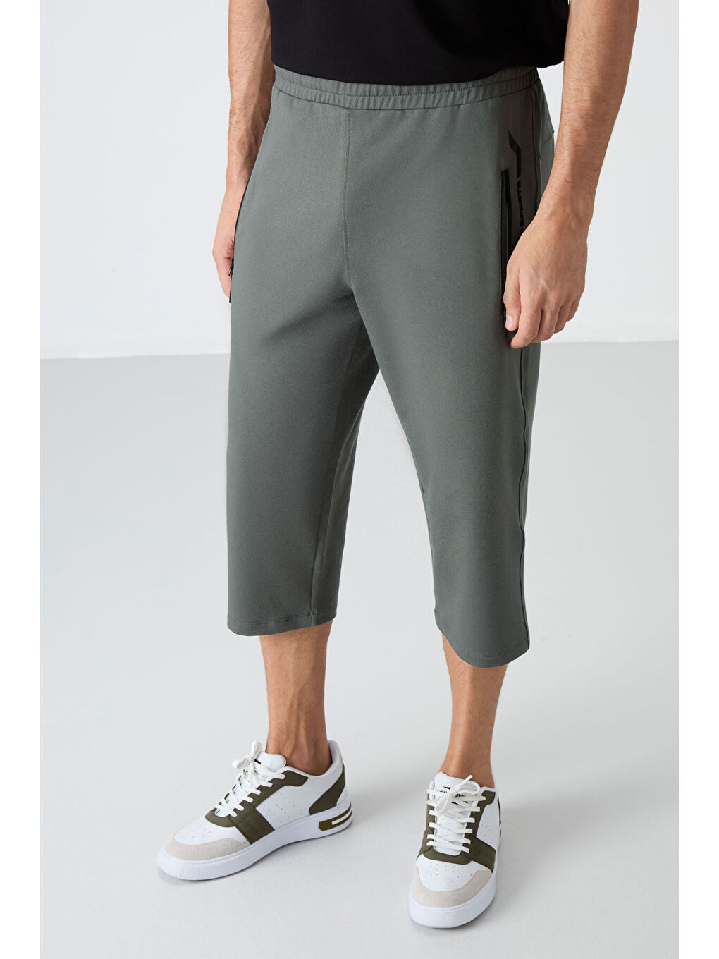 Yeşil Çağla Fermuar Cepli Standart Kalıp Klasik Paça Erkek Kapri - 83091-1