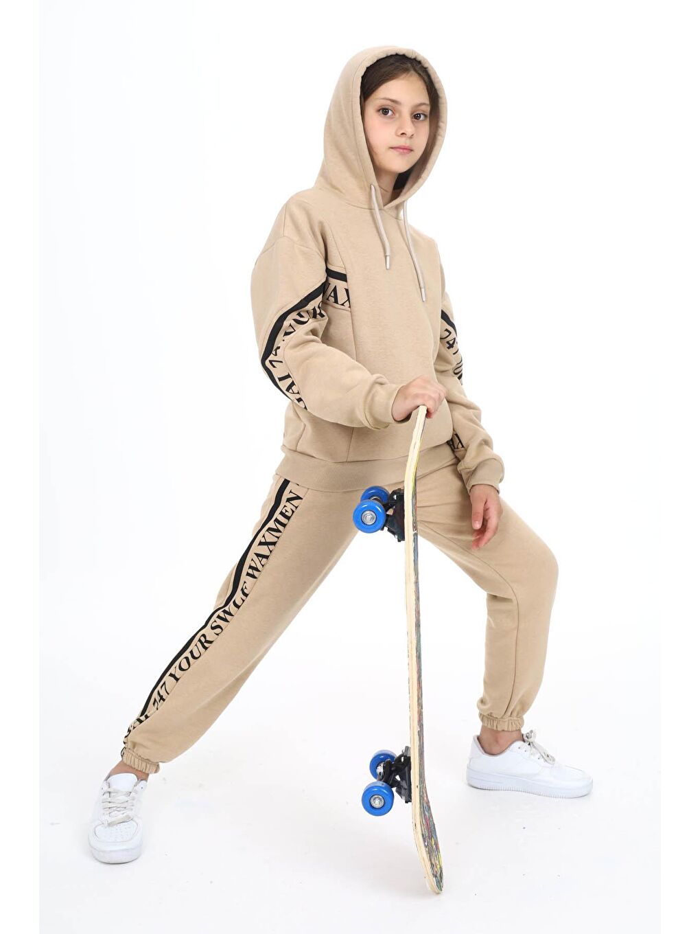 Ekru Krem Yazı Şeritli Polarlı Kız Çocuk Kapşonlu Eşofman Takımı 16440-3